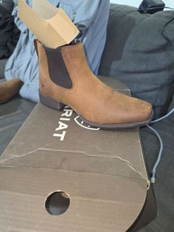 Ariat boots 10