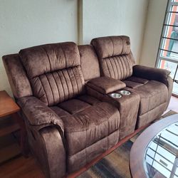 2PCS SOFA POWER RECLINER & LOVESEAT MANUAL RECLINER WITH CONSOLE  AND CUP HOLDERS 
