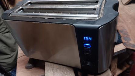 1300 Watt 4 Slice Toaster Stainless 