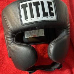 TITLE USA BOXING MASTERS COMPETITION HEAD GEAR. NEVER PUT  ON , NEVER USED, BRAND NEW. 