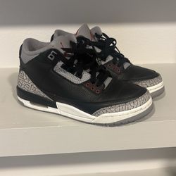 Air Jordan 3s size 7