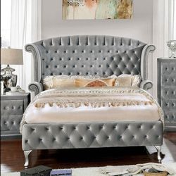Glam Queen Bed Set With Dresser/Mirror Brand New In Boxes