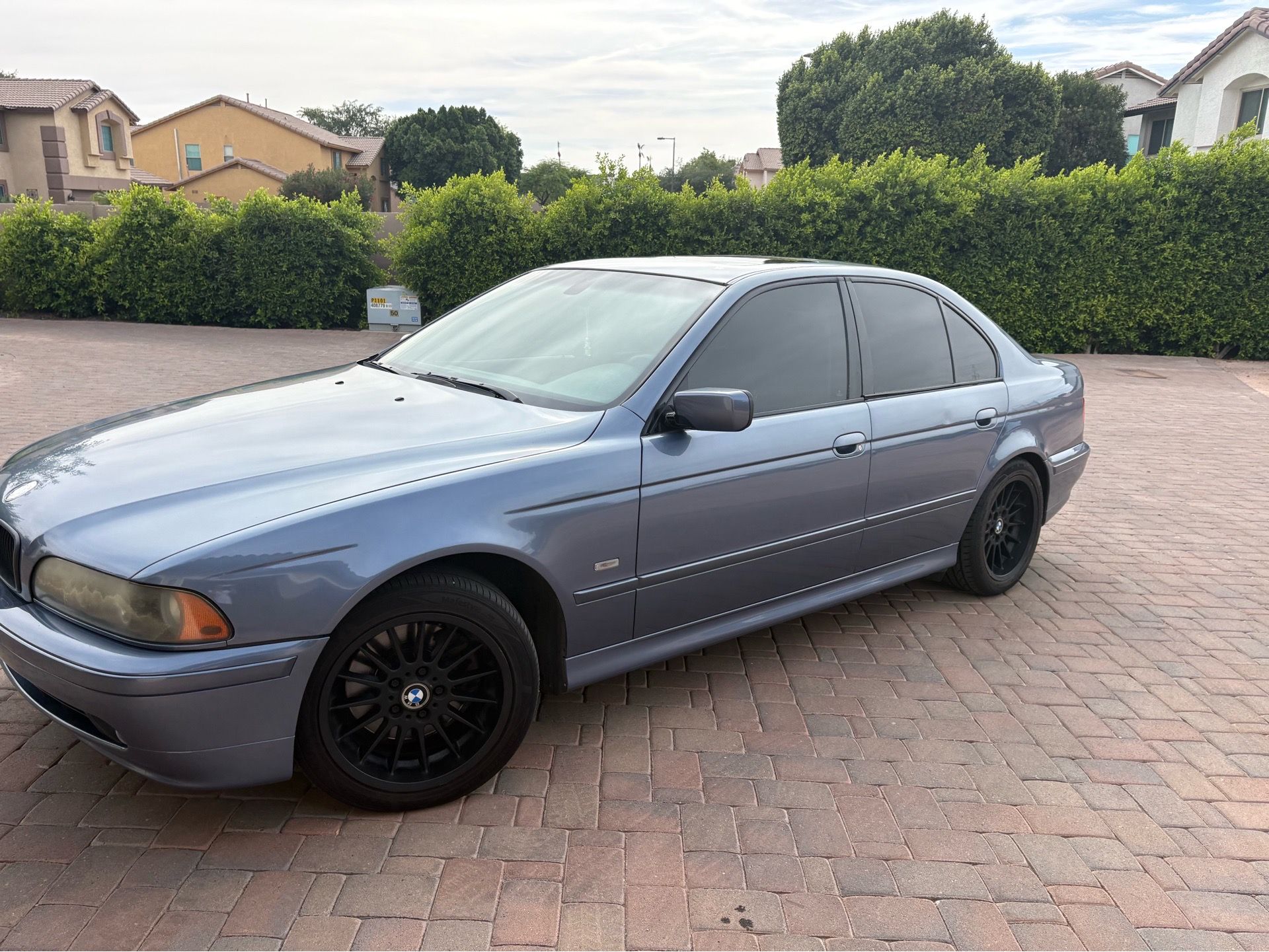 2001 BMW 540i