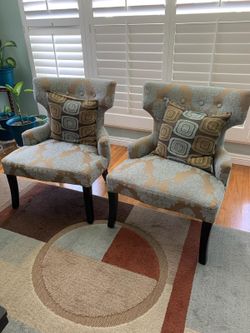 Accent Chairs