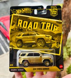 Hot Wheels TOYOTA 4RUNNER GOLD Premium Road Trip 2018 Chase 0/5 “4CARAT” License