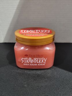 Tree Hut Strawberry Shea Sugar Scrub