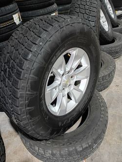 17 Inch Original Chevy Used 6x139 With 285 70 17 Nitto Used 