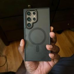 Samsung S24 ULTRA 512gb (UNLOCKED)