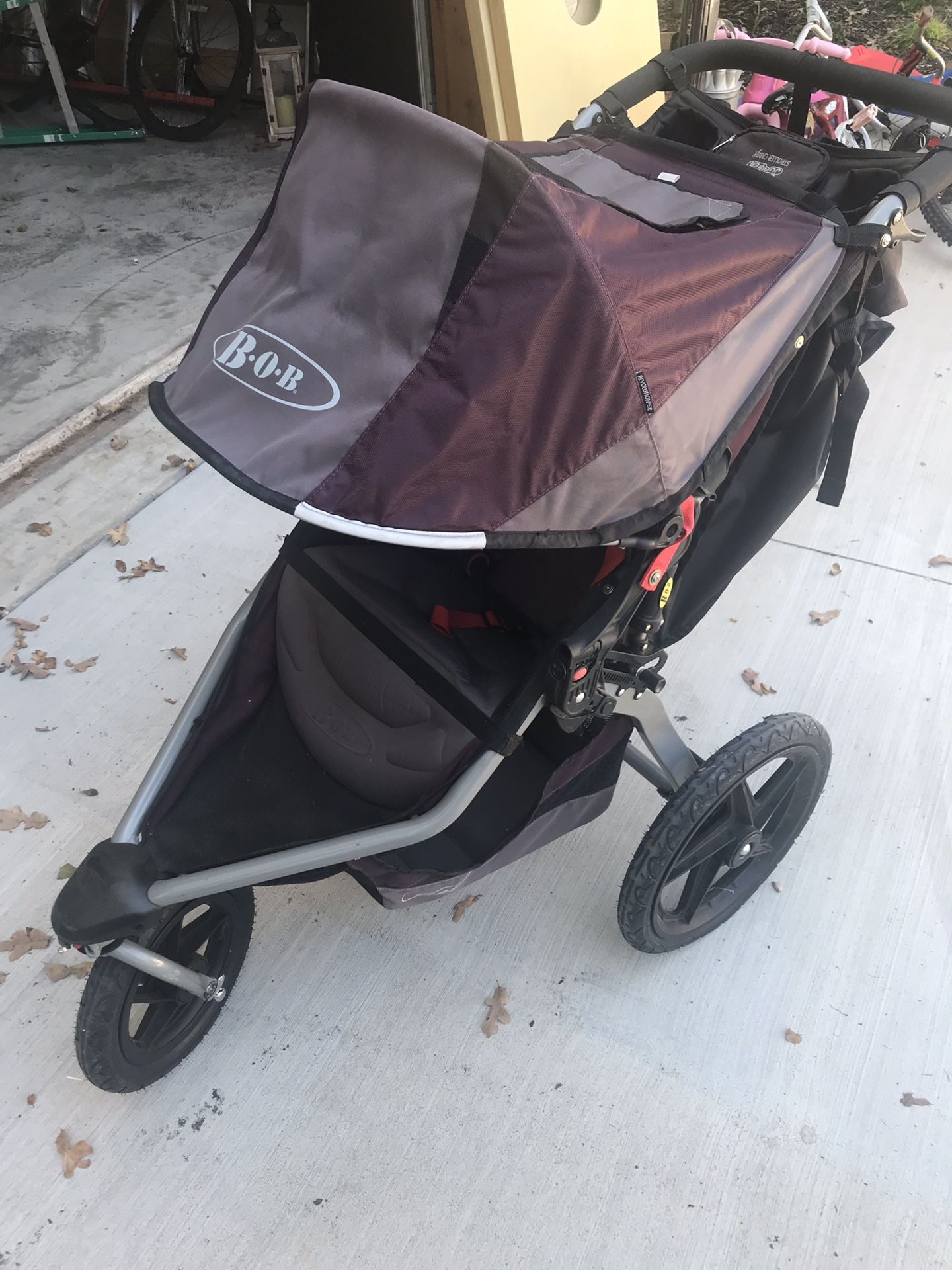 Bob Revolution SE Jogging Stroller