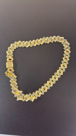 Gold Iced Out Cuban Link Chain Necklace