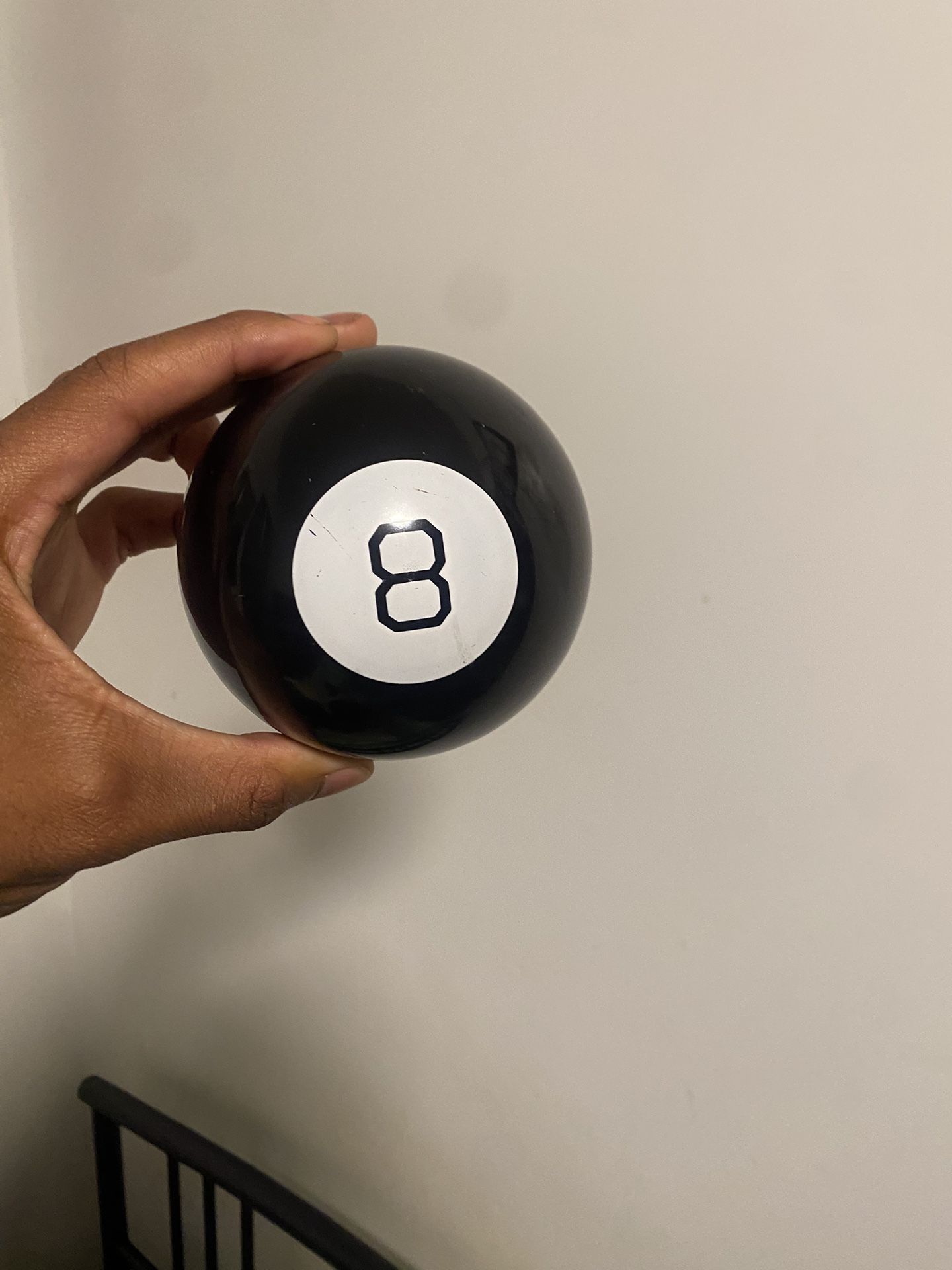 Lucky 8ball