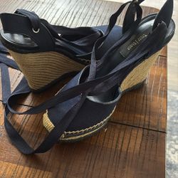 White House black market - Wedges