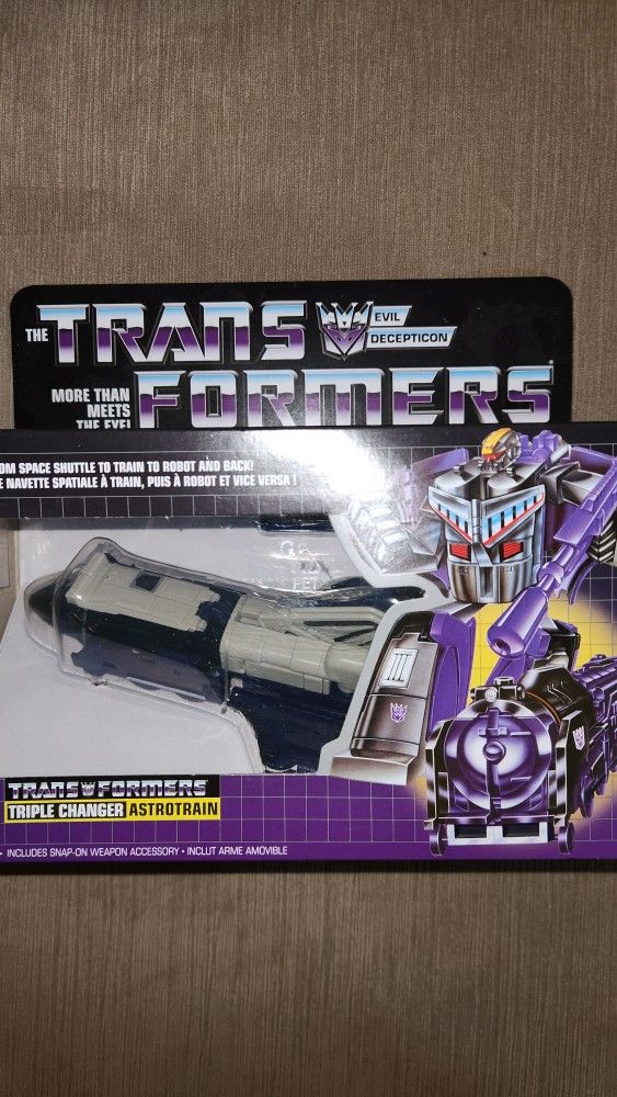 Transformers G1 Triple Changer Astrotrain Reissue