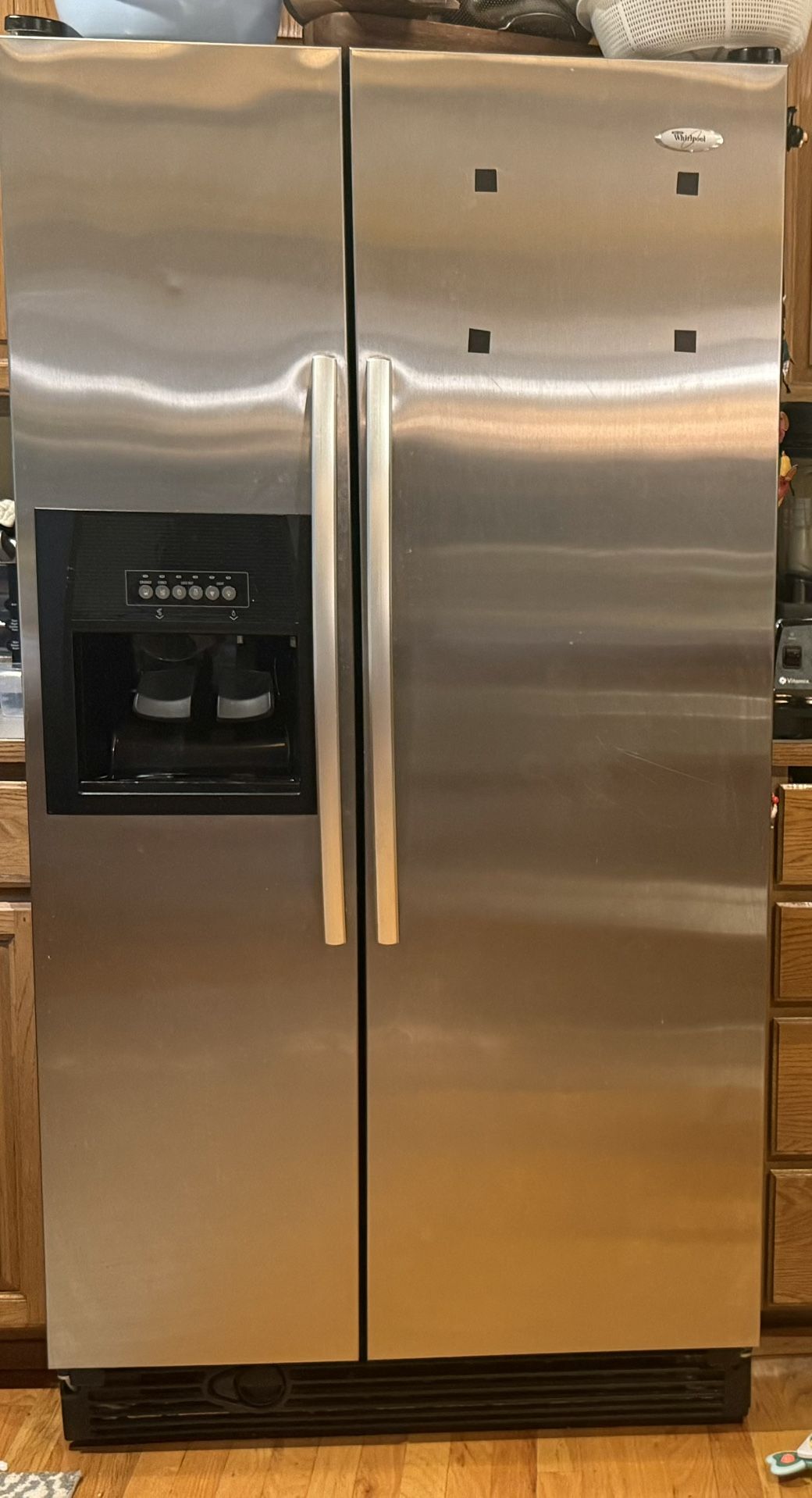 Whirlpool refrigerator (W36in* D30in*H69.5in)