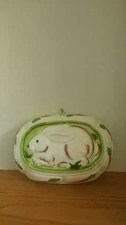 Ceramic bunny decorative ramekin