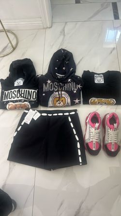 Moschino outfits - Milano Italy