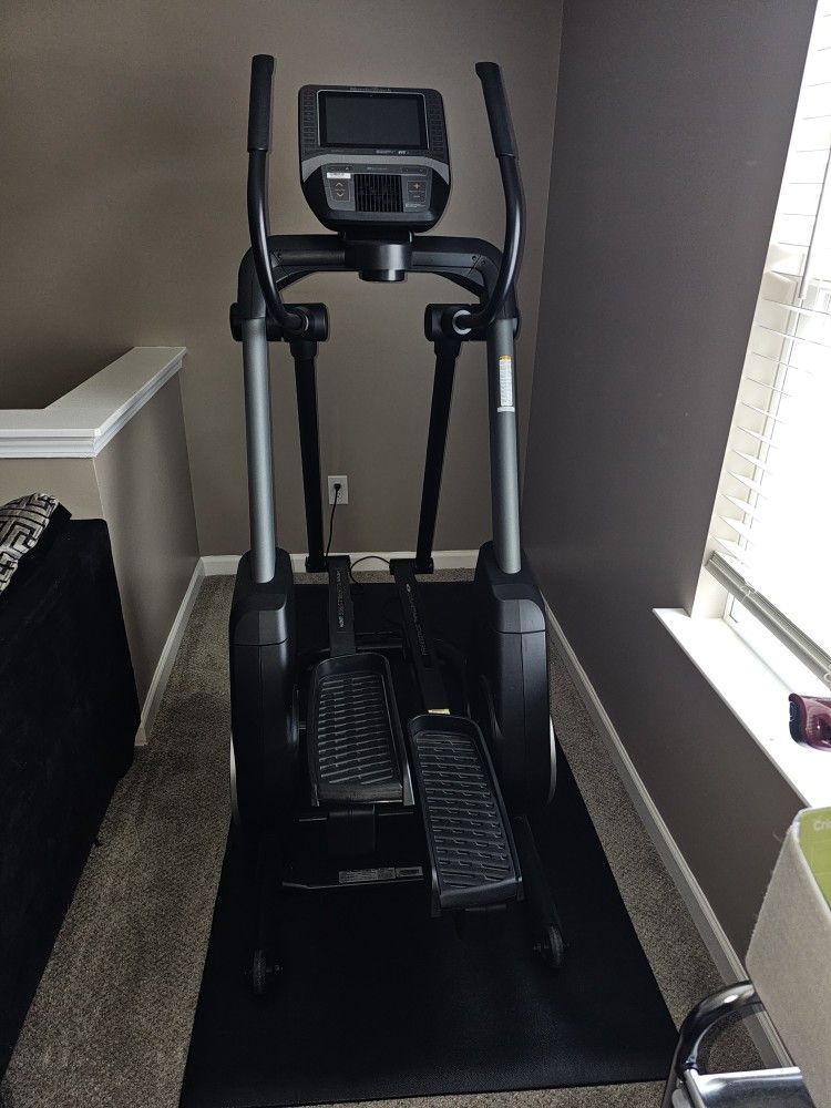 Nordic Track - 3 In 1 (Step, Treadmill, and Elliptical)