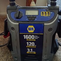Napa 1600 amps jump starter