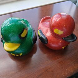 Green And Red Ducks For Room Decor