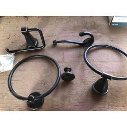 Bathroom Hardware 6 Piece Black (ON SALE)