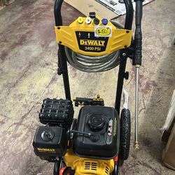 DEWALT 3400 PSI 2.5 GPM Gas Pressure Washer with Maintenance-Free Pump, Heavy-Duty Commercial Cold Water Power Washer