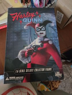 Harley Quinn 1.6 scale figure in box
