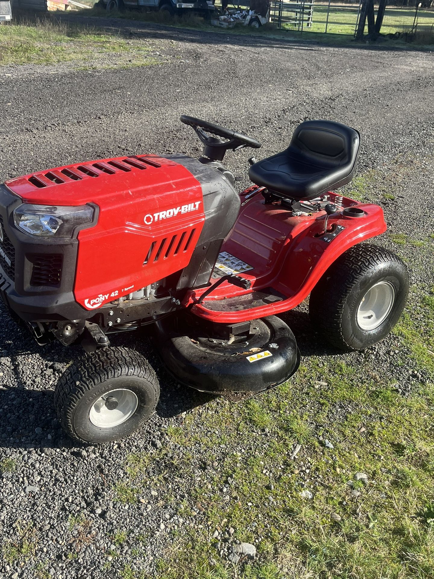 troybilt pony riding Lawnmower
