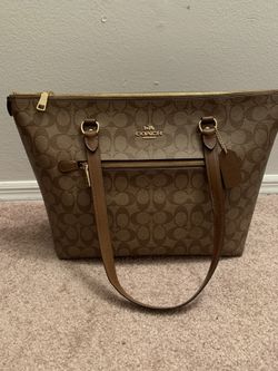 Coach purse 👜