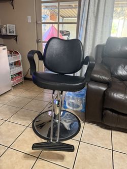 Styling Chair 