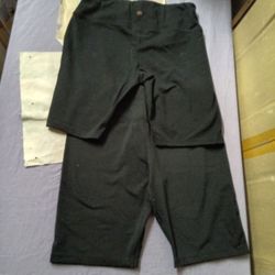 Black Nike shorts juniors 14 -16