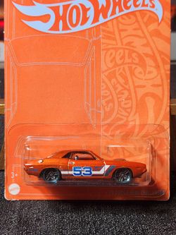 Hot Wheels 53rd Anniv '70 Dodge Hemi Challenger