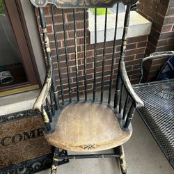 Antique Rocking Chair 