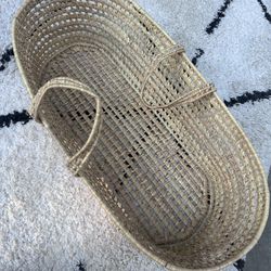 Woven Baby Moses Basket 🧺 