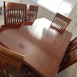 Wooden Table & 6 Chairs 