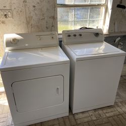 ILL RUN BOTH FOR YOU! KENMORE SUPER LOAD WASHER & KENMORE ELECTRIC DRYER SET! BOTH RUN LIKE NEW! NO ISSUES WITH EITHER! BOTH BEEN CLEANED IN & OUT! IM