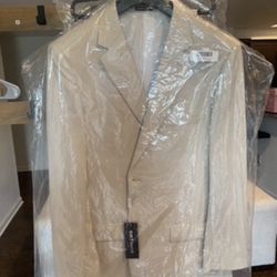 Men’s Tan Suit