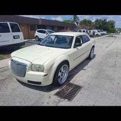 2008 Chrysler 300