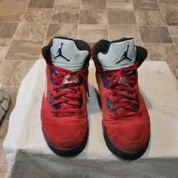 Air Jordan 5 Retro Raising Bull Suede Size 12 Men Good Condition Just Need Cleaning Been Packed Up