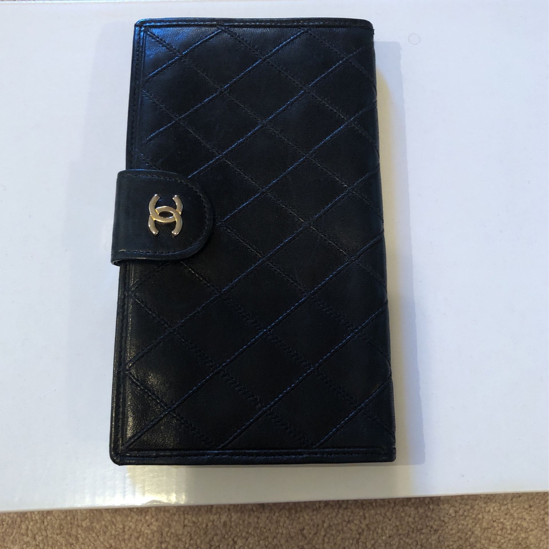 Chanel Leather wallet