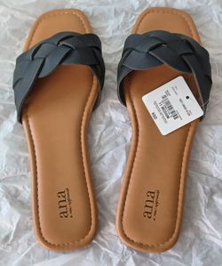 a.n.a Women's Flip Flops Suze 11M New