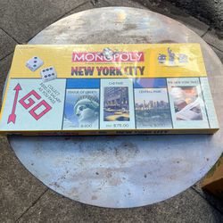 Monopoly New York City 2001 Edition (New Sealed In  Box)