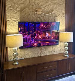 Table lamp 27”