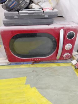 Used Like New Microwave