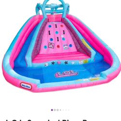 L.O.L. Surprise! River Race Water Slide