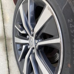 5x114.3 18x8  245/45R18