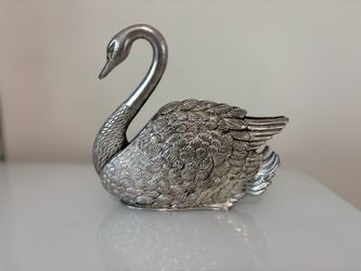 Silver Metal Swan Figurine