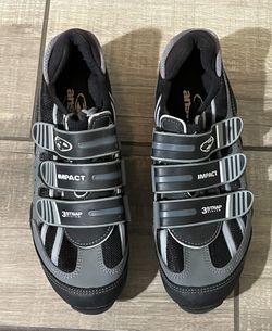 Answer Mountain Bike Shoes Size 7.5