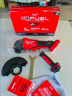 🔥$130 FIRM PRICE 🔥 Milwaukee 2880-20 M18 FUEL 18V 5 in. Grinder w/Paddle Switch (Tool-Only) NO BAT