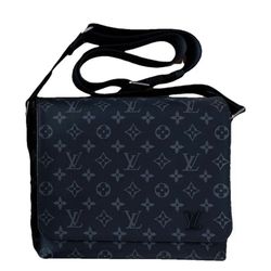 Louis Bag! Original Price 2200$ Looking For 1k OBO!