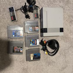 Nintendo NES + 5 Games (hablo Espanol)